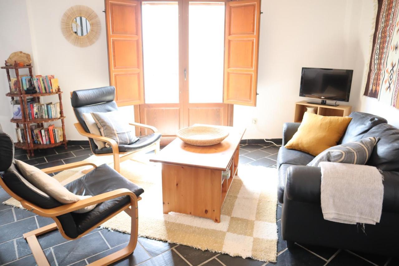 Casa Corasol, A Cozy, Comfy, 2Br House- Panoramic View And Rooftop Canar Exterior photo